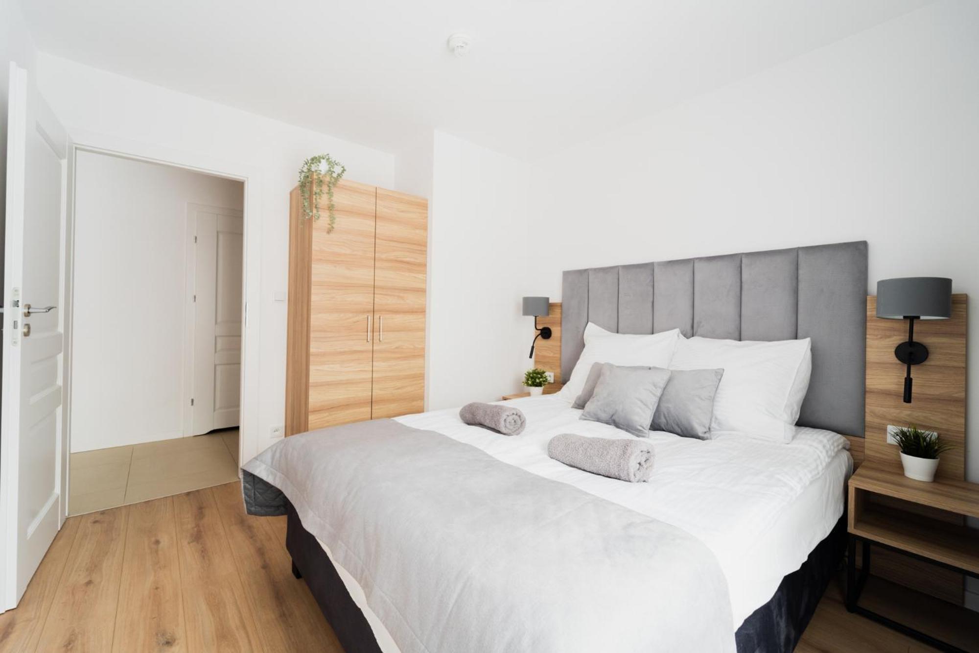 Wroclaw City Square Apartment — Photos 1